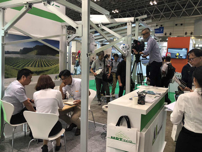 聚焦AGRI WORLD 2018丨邁貝特攜農(nóng)業(yè)大棚解決方案大放異彩，專業(yè)攝影攝像全程記錄